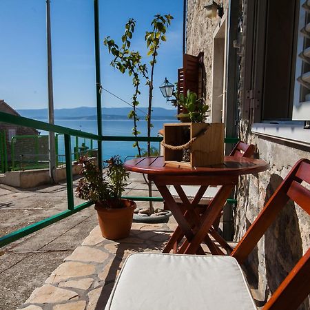 Old Town Accommodation Bol Bagian luar foto