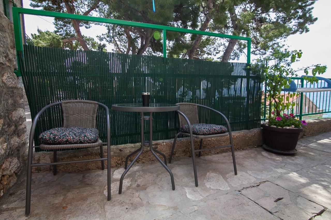Old Town Accommodation Bol Bagian luar foto