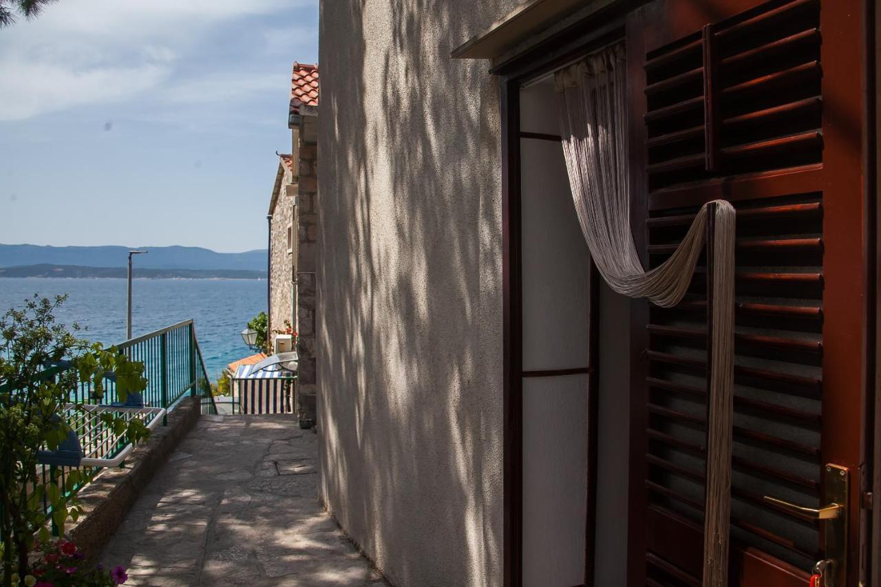 Old Town Accommodation Bol Bagian luar foto