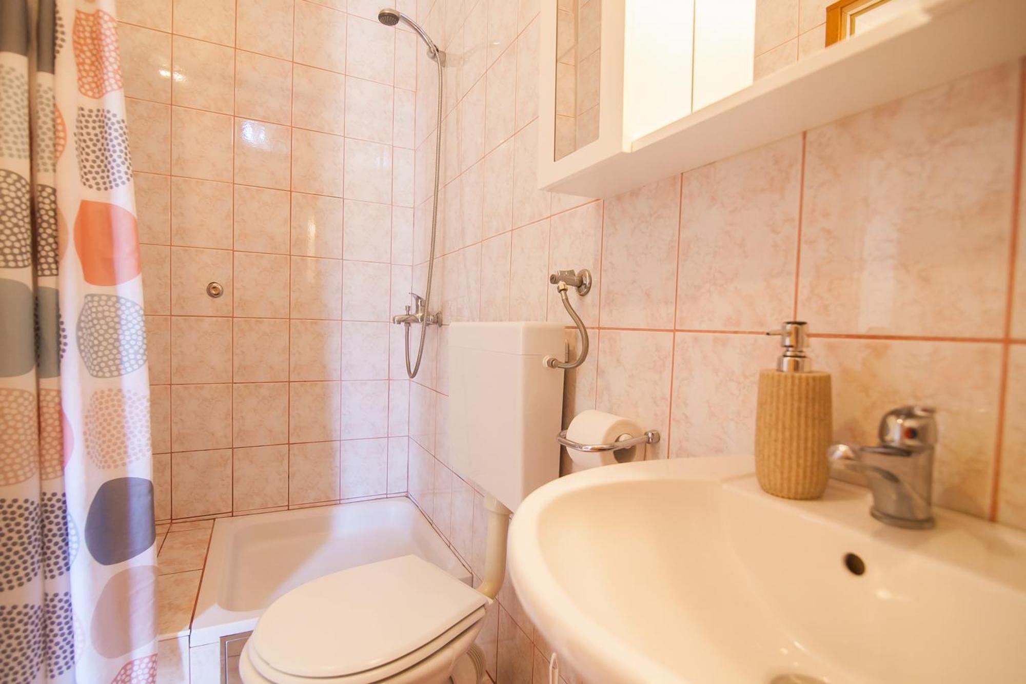 Old Town Accommodation Bol Bagian luar foto