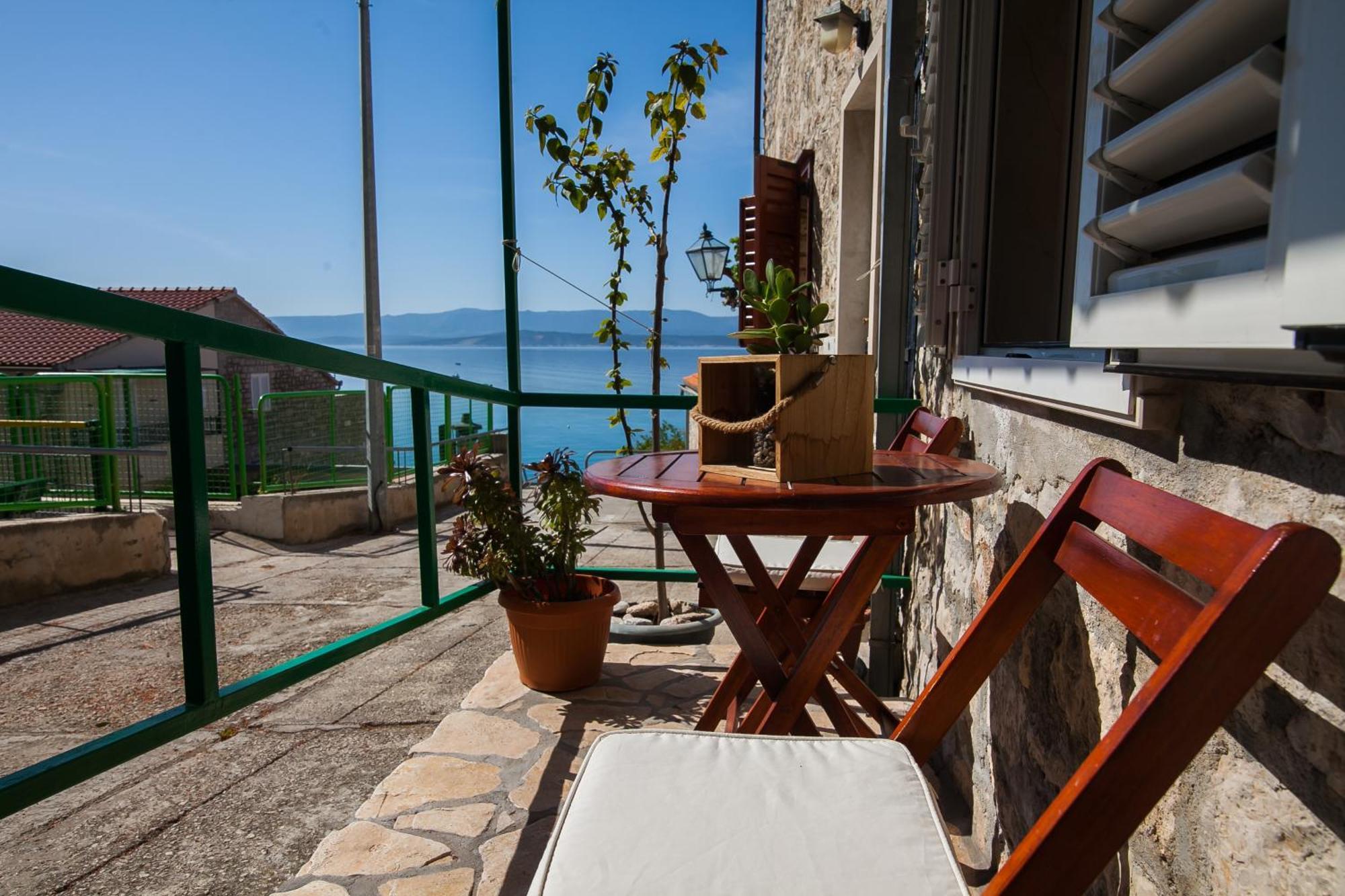 Old Town Accommodation Bol Bagian luar foto