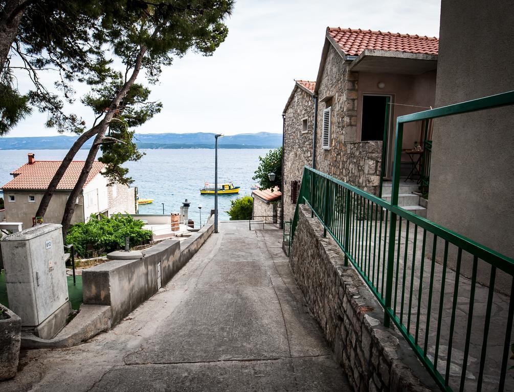 Old Town Accommodation Bol Bagian luar foto